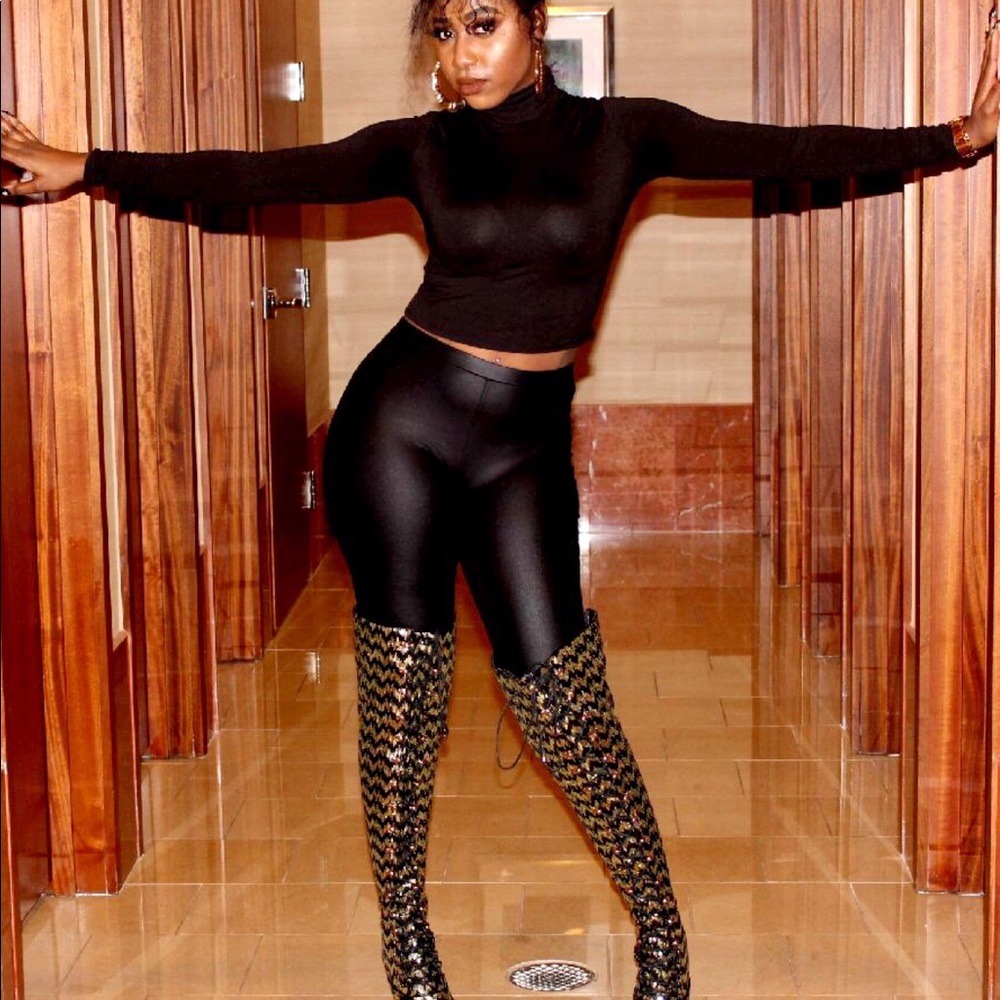 Black/ Gold Sequins Thigh High Boots - Picture 4 of 4